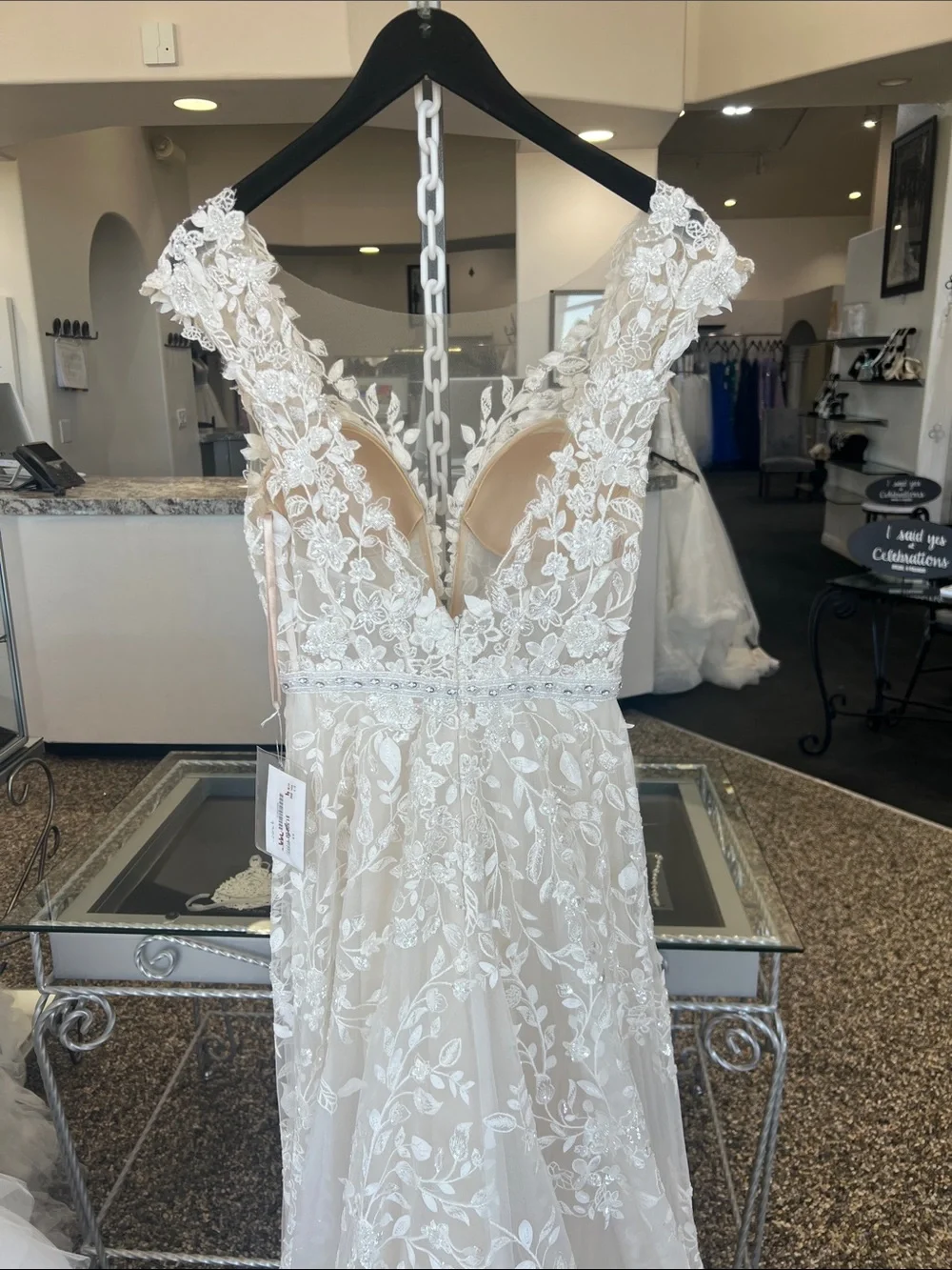 Mori Lee Ivory Floral Lace A-Line Wedding Dress - Picture 4 of 5